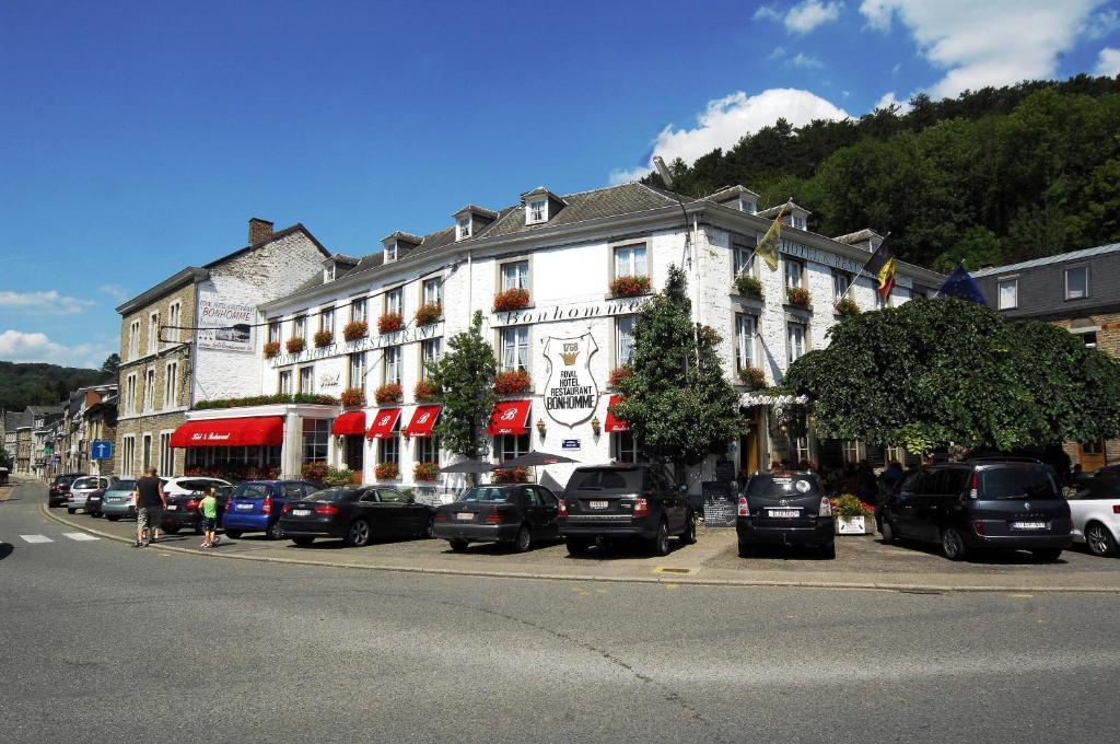 Royal Hotel-Restaurant Bonhomme Sougné-Remouchamps الغرفة الصورة